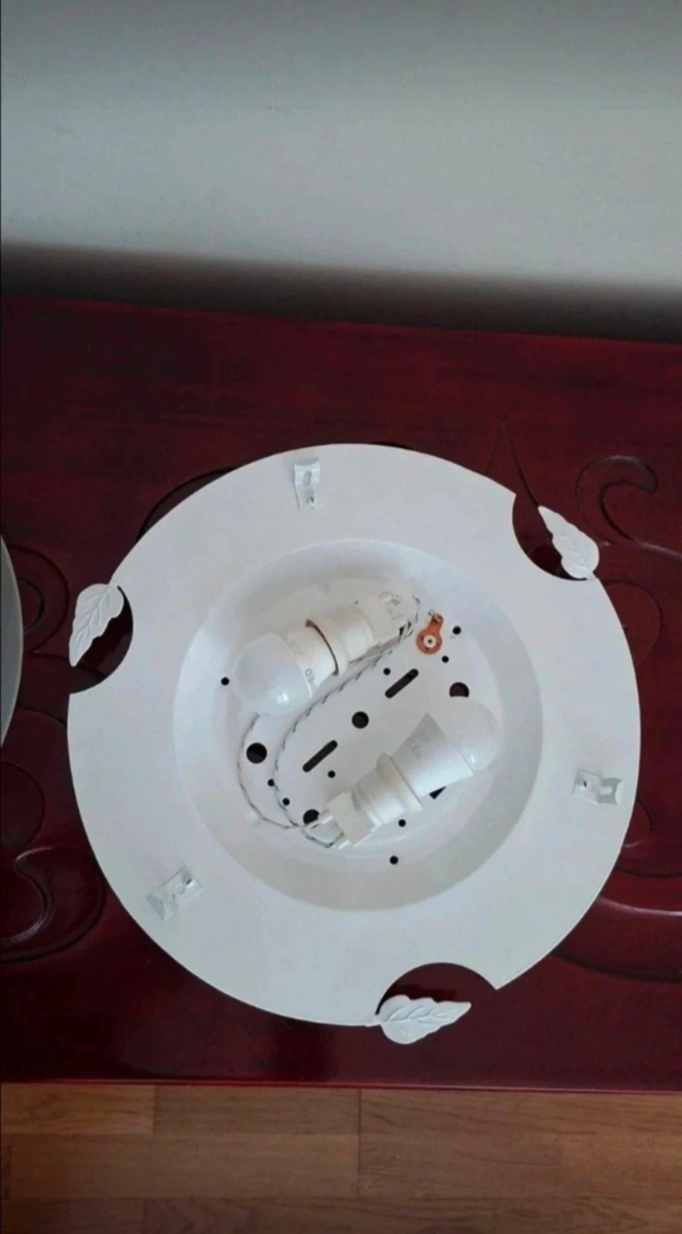 Ceiling lamp. Diameter 33 cm. – photo 4